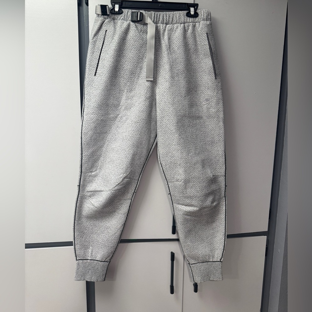 Men's Gray Jogger Pants